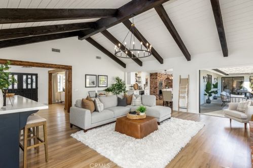 1232 Pleiades Dr, Vista CA  92084-6531 exterior