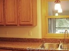 27 Cubles Dr, Niantic CT  06357-1446 exterior