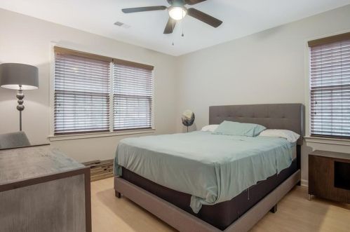 1044 High Point Ter, Atlanta GA  30315-2601 exterior