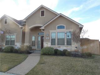 3813 Blackhawk Ln, College Station TX  77845-4361 exterior