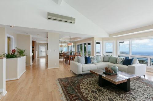 825 Puuikena Dr, Honolulu HI  96821-2564 exterior