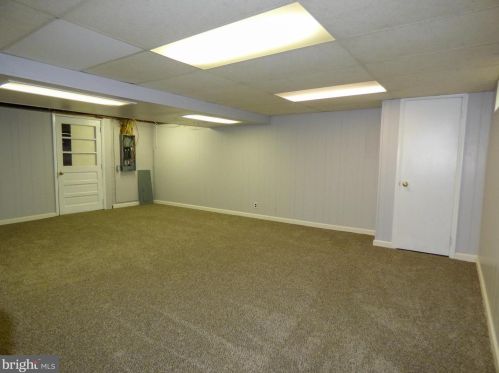 2390 Grandview Rd, York PA  17403-5109 exterior