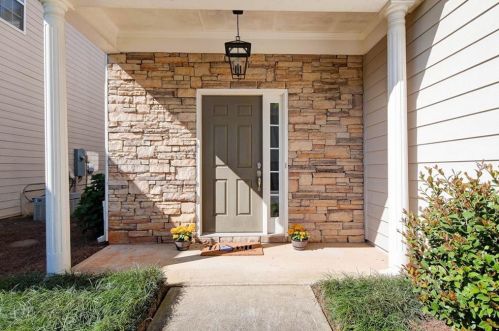 2214 Orchard Park Cir, Kennesaw, GA 30152-4275