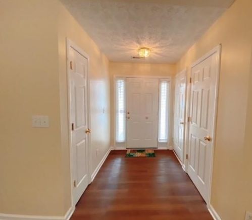 5687 Grindstone Dr, Buford, GA 30518-2286