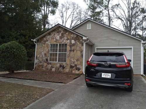 1329 Creek View Dr, Monroe, GA 30655-2292