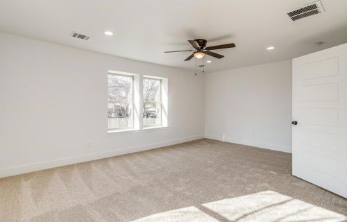 209 Lochness Ln, Fort Worth TX  76126-3212 exterior