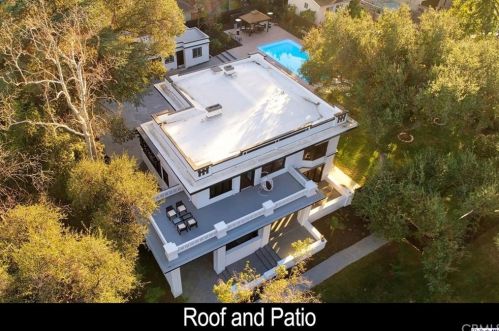 1616 Wabasso Way, Glendale CA  91208-2441 exterior