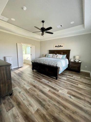 814 Angus Trl, Angleton TX 77515-9833 exterior