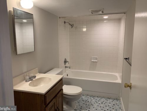 2205 Dennis Ave, Silver Spring MD  20902-4146 exterior