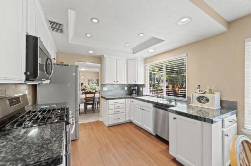 8196 Holly Oak St, Citrus Heights, CA 95610-0631