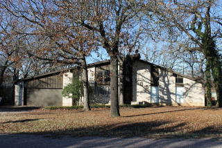 105 Monroe St, Ada, OK 74820-7044
