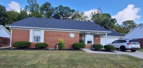 1176 Old Farm Ln, Springfield, OH 45503-6853
