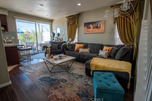 997 Dylan Way, Anaheim CA  92808-1519 exterior