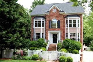 833 Babock Ct, Raleigh, NC 27609-6637