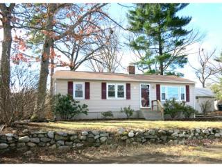 21 Waltham Dr, Nashua, NH 03060-5364