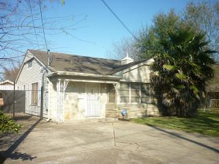 3817 Anita St, Houston TX  77004-2416 exterior