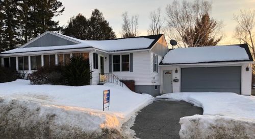 34 Orchard St, Millinocket, ME 04462-1941