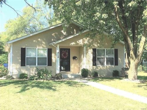 315 Hesperia St, Collinsville, IL 62234-3316