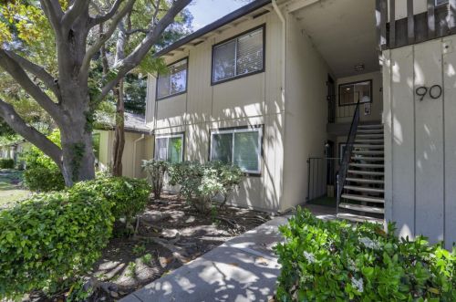 90 Flynn Ave, Mountain View, CA 94043-3847