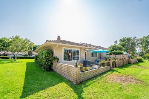 5281 Thorn Tree Ln, Irvine CA  92612-2346 exterior