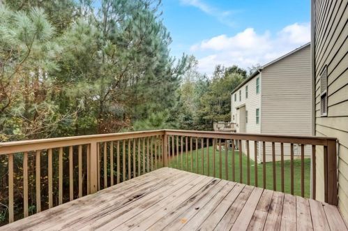 1958 Windsor Creek Dr, Conyers GA  30094-5815 exterior