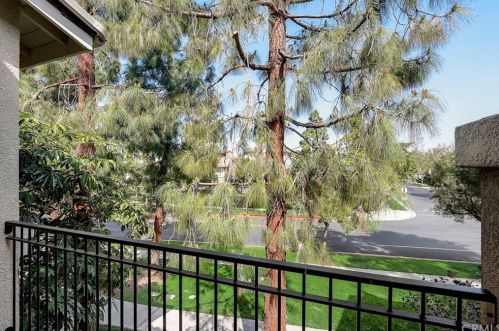 503 Larkridge, Irvine CA  92618-4017 exterior