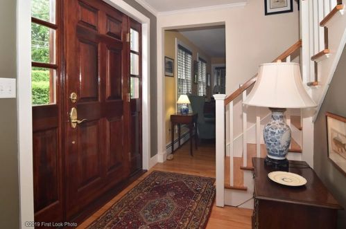 99 Coggeshall Ave, Middletown, RI 02840-4212