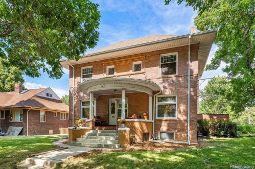 2017 Park Pl, Denver, CO 80205-5633