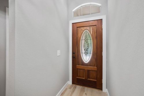 12524 Canyon Glen Dr, Austin TX  78732-2022 exterior