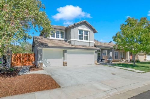 4223 Vistosa St, Davis, CA 95618-7121