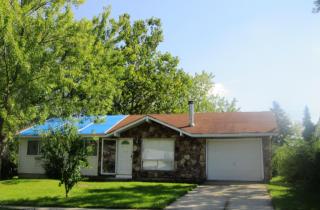 451 Berkshire Ave, Romeoville, IL 60446-1455