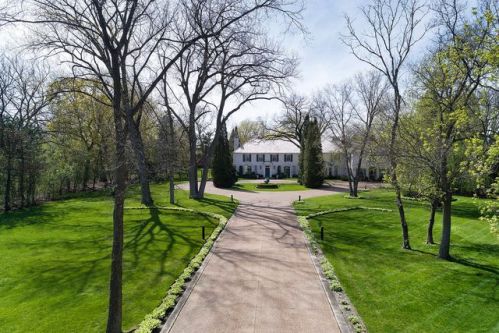 578 Sunset Ridge Rd, Northfield, IL 60093-1027