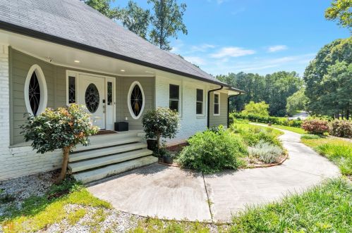 6179 Windsong Way, Stone Mountain, GA 30087-1945