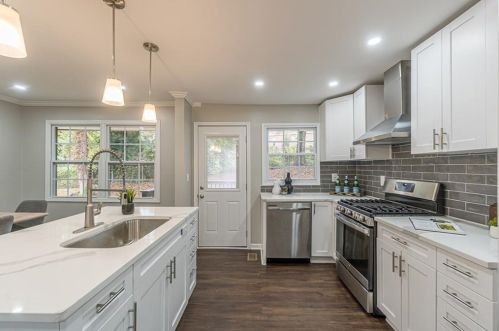 1800 Fayetteville Ct, Atlanta GA  30316-2911 exterior