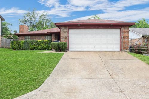 3741 Misty Meadow Dr, Fort Worth, TX 76133-6320
