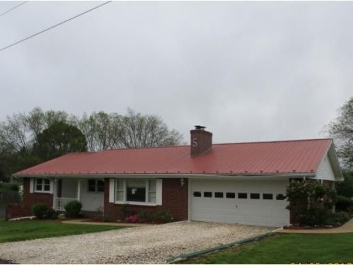 211 Cedar Hts, Elk Garden, VA 24266-7061