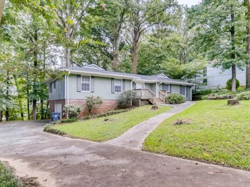 778 Oakview Ct, Lilburn, GA 30047-2628