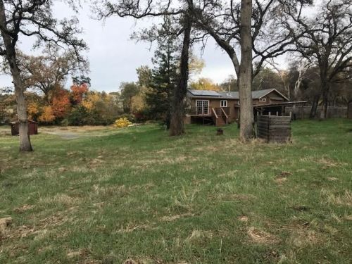6880 Wise Rd, Auburn, CA 95603-9745