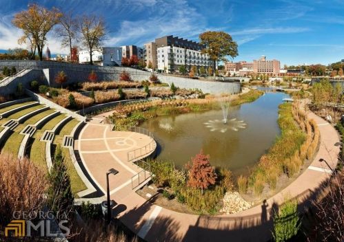 673 Boulevard, Atlanta GA  30308-2798 exterior