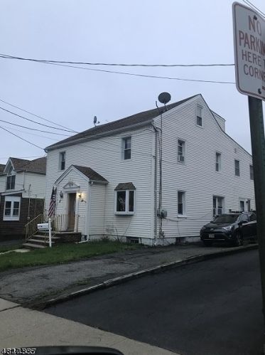 17 Centre St, Nutley, NJ 07110-3705