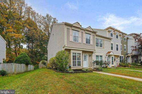 9615 Hastings Dr, Columbia, MD 21046-1904