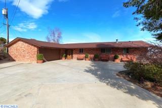 2611 Cascade Pl, Kennewick, WA 99337-4955