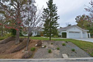 2740 Wedgemere Ct, Escondido, CA 92027-3585