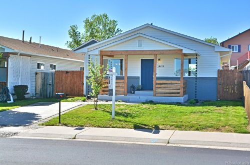 14490 Elk Dr, Denver, CO 80239-4507