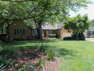 405 Ivy Cres, Chesapeake, VA 23325-4307
