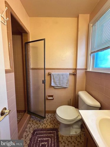 8603 Bustleton Ave, Philadelphia PA  19152-1205 exterior