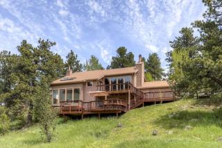 7682 Gartner Rd, Lakewood, CO 80439