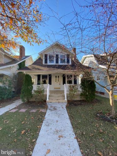 828 Arlington Rd, York, PA 17403-3102