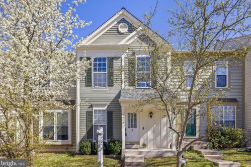 3043 Madden Ct, Herndon, VA 20171-3729
