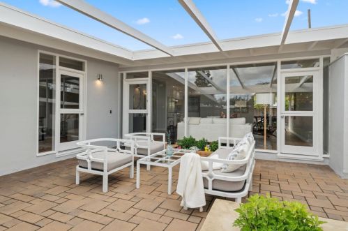 238 Hamilton Ave, Mountain View, CA 94043-4207